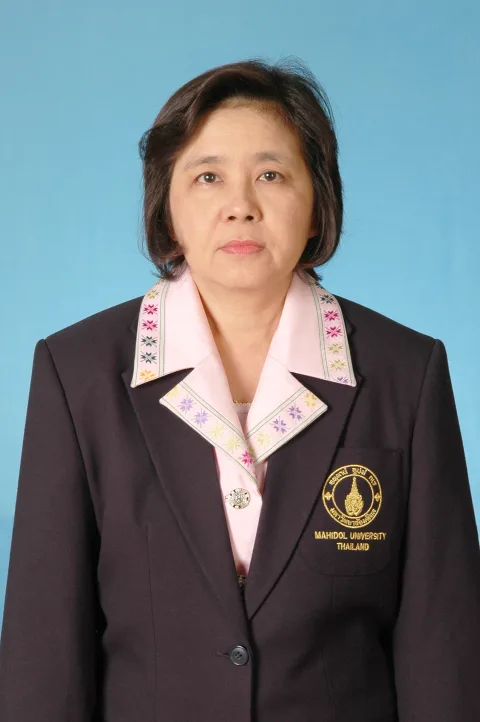 ผู้อำนวยการลำดับที่ ๘ นางสาวฉวีวรรณ สวัสดี